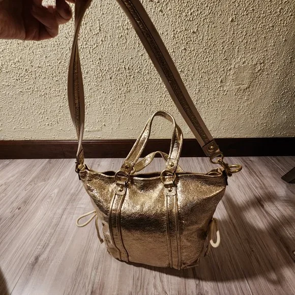 Coach Gold Shoulder Bag - Picture 10 of 15